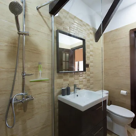 Apartment Lovely Flat With Patio And Mountain Views Brasov